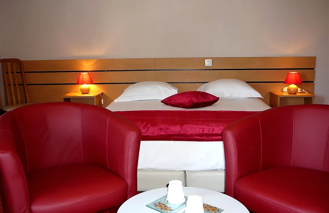 Logis La Renaissance-1